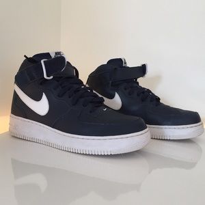 FLASH SALE Navy Blue Hightop Air Force Ones wStrap